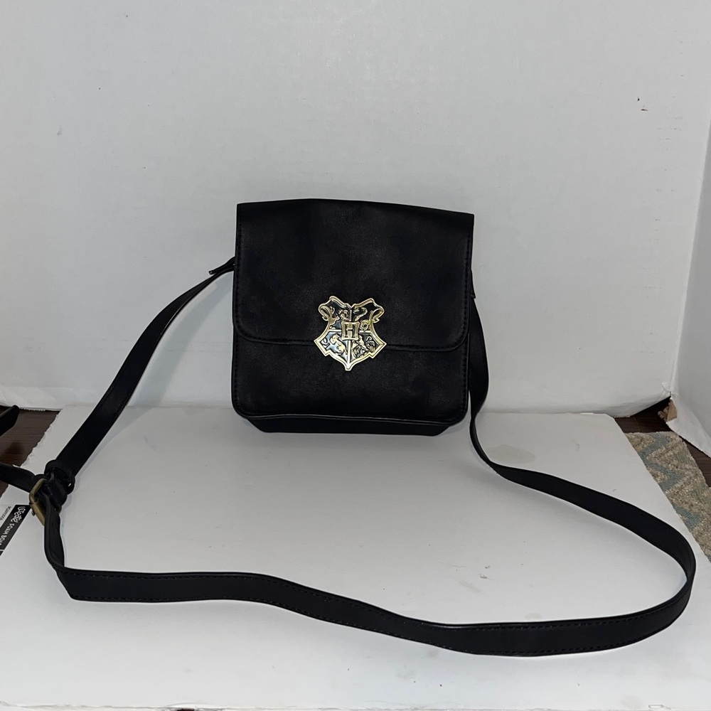 Harry Potter Black Crossbody Bag with Hogwarts Crest